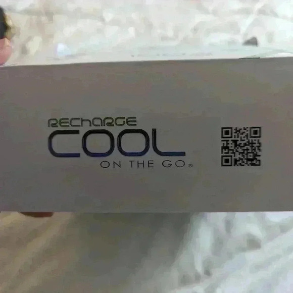 Cool on the Go revolutionary rechargeable personal cooling system - new in box - Picture 4 of 4